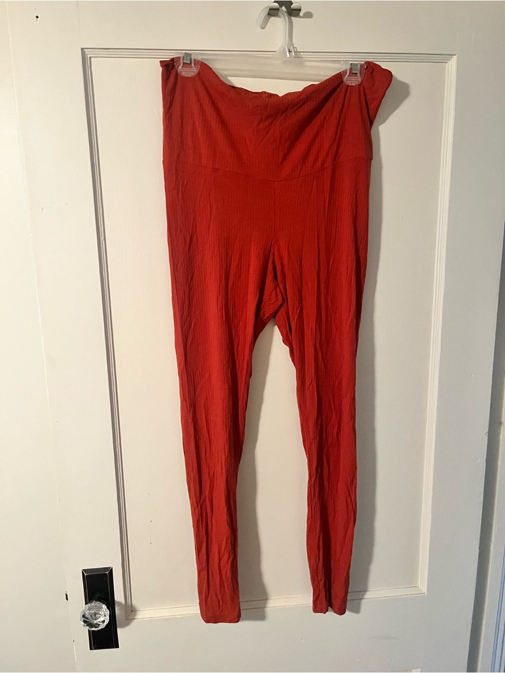 Old Navy Maternity ribbed pants